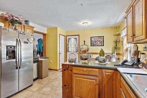 93 Mountain Rd, Erving, MA 01344 photo 6