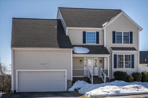 2 Quaker Rd, Worcester, MA 01602 photo 2
