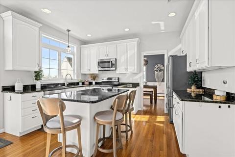 2 Quaker Rd, Worcester, MA 01602 photo 3