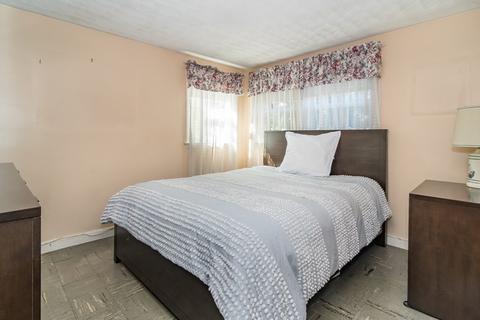 2 Waring Rd, Natick, MA 01760 photo 10