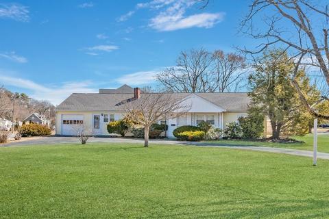 2 Waring Rd, Natick, MA 01760 photo 1