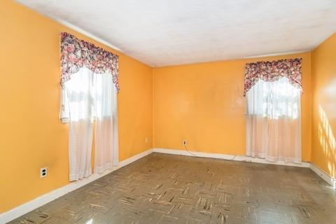 2 Waring Rd, Natick, MA 01760 photo 11