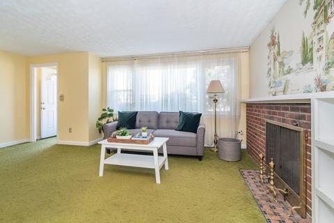 2 Waring Rd, Natick, MA 01760 photo 4