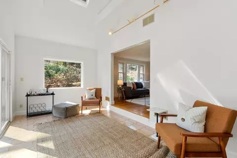 19 Byron Rd, Weston, MA 02493 photo 9
