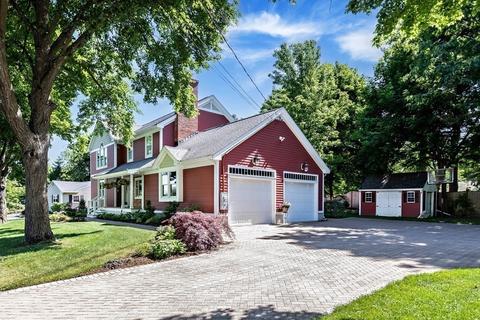 5 Sandra Ln, Reading, MA 01867 photo 2