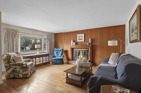 927 Main St, Reading, MA 01867 photo 9