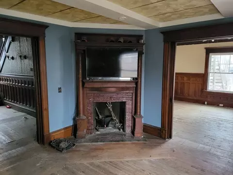 1103 Worcester St, Springfield, MA 01151 photo 6