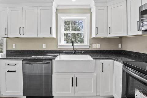 5 Brookside Ave, Webster, MA 01570 photo 6