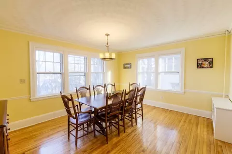 11 Saint Elmo Rd, Worcester, MA 01602 photo 9