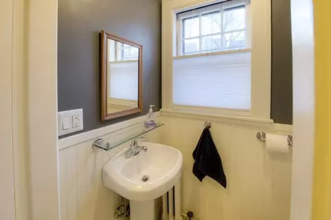 11 Saint Elmo Rd, Worcester, MA 01602 photo 11
