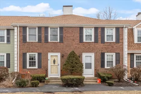 848 Plain St #4, Marshfield, MA 02050 photo 3