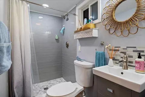 848 Plain St #4, Marshfield, MA 02050 photo 32