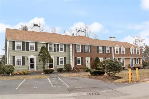 848 Plain St #4, Marshfield, MA 02050 photo 2