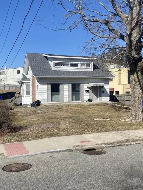 172 Broadway, Taunton, MA 02780