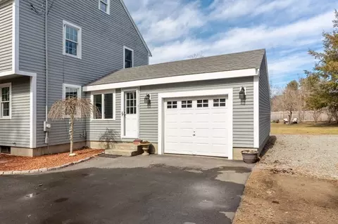 11 Gardner, Hingham, MA 02043 photo 33