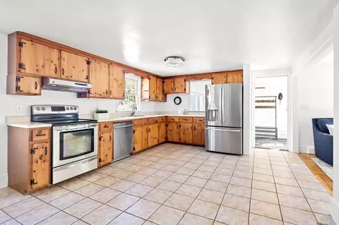 11 Gardner, Hingham, MA 02043 photo 14