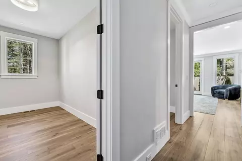 19 Willow Cir, Mashpee, MA 02649 photo 17