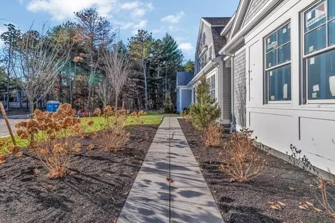 19 Willow Cir, Mashpee, MA 02649 photo 34