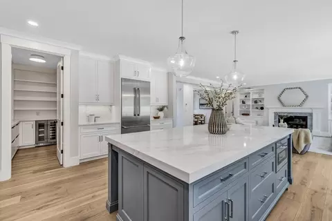 19 Willow Cir, Mashpee, MA 02649 photo 8