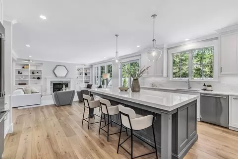 19 Willow Cir, Mashpee, MA 02649 photo 7