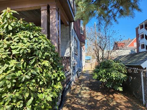 16 Adams St, Chicopee, MA 01013 photo 42