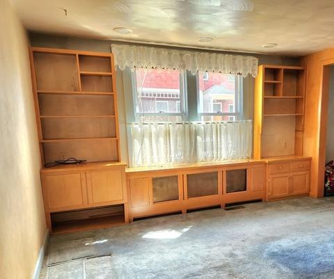 16 Adams St, Chicopee, MA 01013 photo 4
