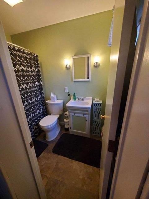16 Adams St, Chicopee, MA 01013 photo 18