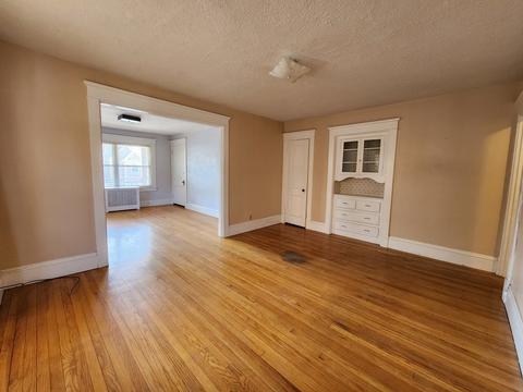 16 Adams St, Chicopee, MA 01013 photo 25