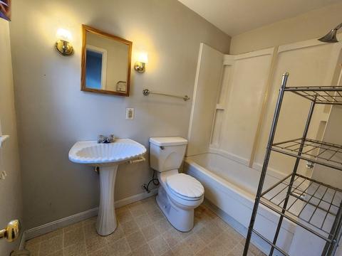 16 Adams St, Chicopee, MA 01013 photo 24