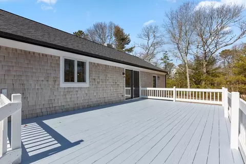 124 Mashpee Neck Rd, Mashpee, MA 02649 photo 12