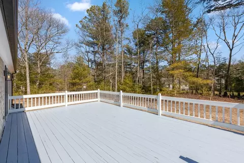 124 Mashpee Neck Rd, Mashpee, MA 02649 photo 11