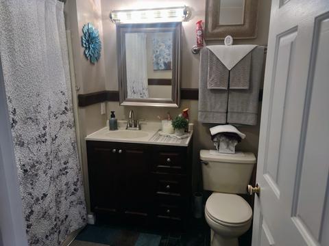 817 Franklin St, Worcester, MA 01604 photo 9