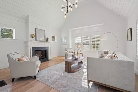 80 Conant St, Concord, MA 01742