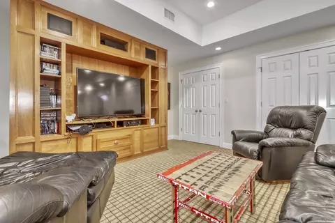 72 Stonecrest Dr, Needham, MA 02492 photo 31
