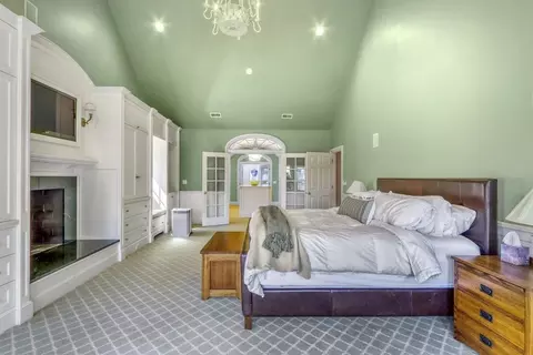 72 Stonecrest Dr, Needham, MA 02492 photo 17