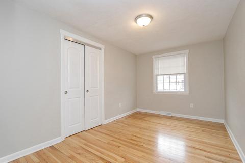 31 Cottonwood Ln, Springfield, MA 01128 photo 23