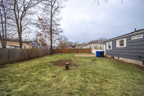 31 Cottonwood Ln, Springfield, MA 01128 photo 32