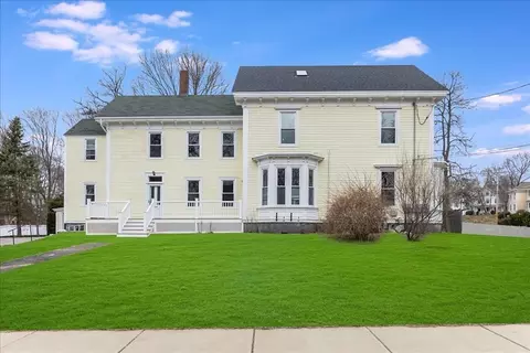 74 Park St #2, Andover, MA 01810