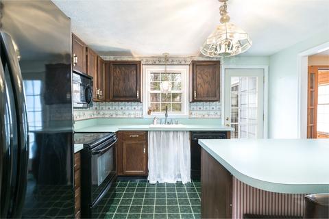 33 Maplewood Dr, Ellington, CT 06029 photo 16