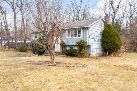 33 Maplewood Dr, Ellington, CT 06029 photo 3