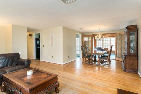 33 Maplewood Dr, Ellington, CT 06029 photo 9