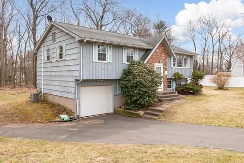 33 Maplewood Dr, Ellington, CT 06029 photo 1