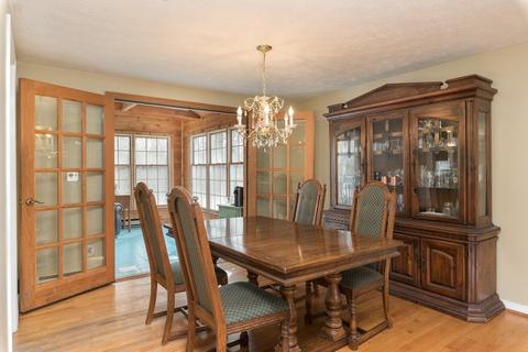 33 Maplewood Dr, Ellington, CT 06029 photo 11