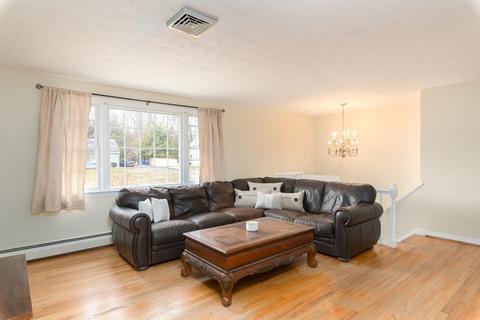 33 Maplewood Dr, Ellington, CT 06029 photo 8