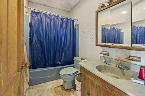 371 Clarkson St, Fall River, MA 02724 photo 29