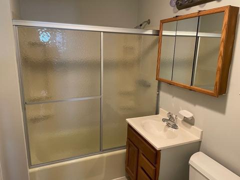 17 Reeves St, Worcester, MA 01607 photo 9