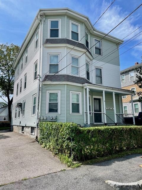 17 Reeves St, Worcester, MA 01607 photo 1