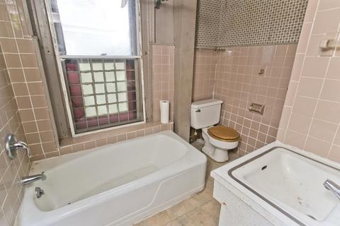35 Cedar St, Springfield, MA 01105 photo 17