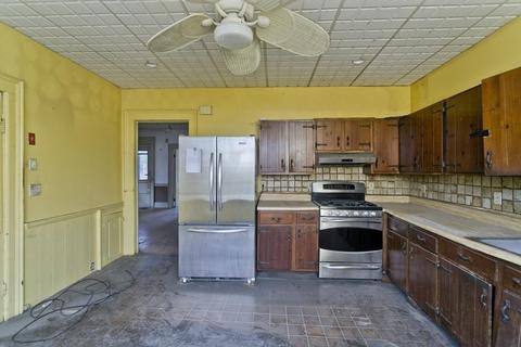 35 Cedar St, Springfield, MA 01105 photo 7