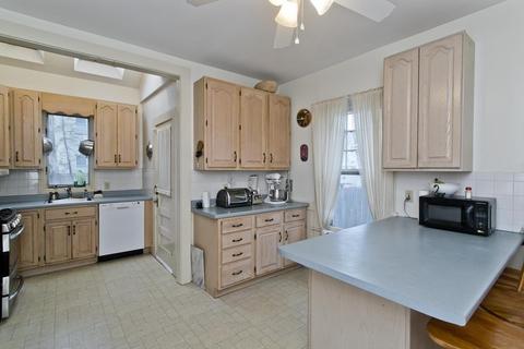 44 Fairfield St, Springfield, MA 01108 photo 18